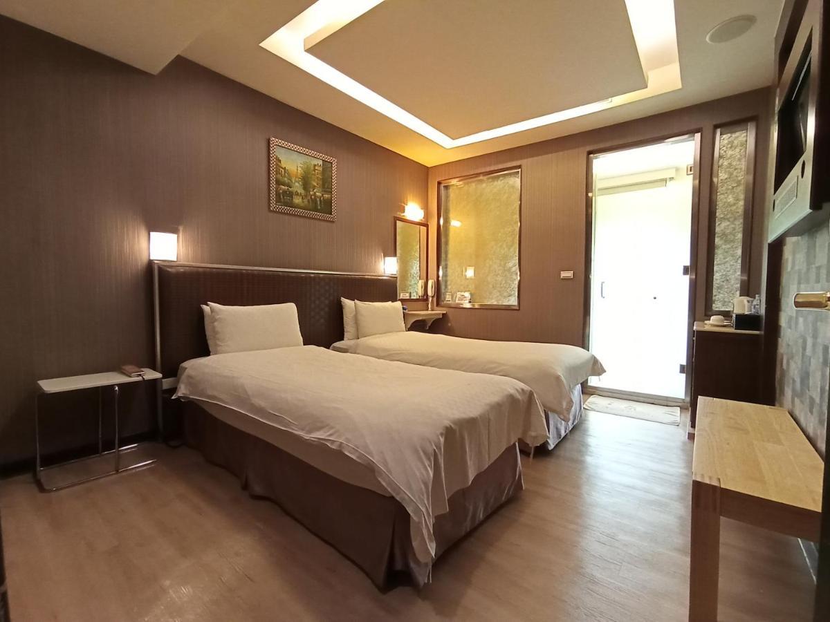 Jin Yong Quan Spa Hotspring Resort Wanli Exterior photo