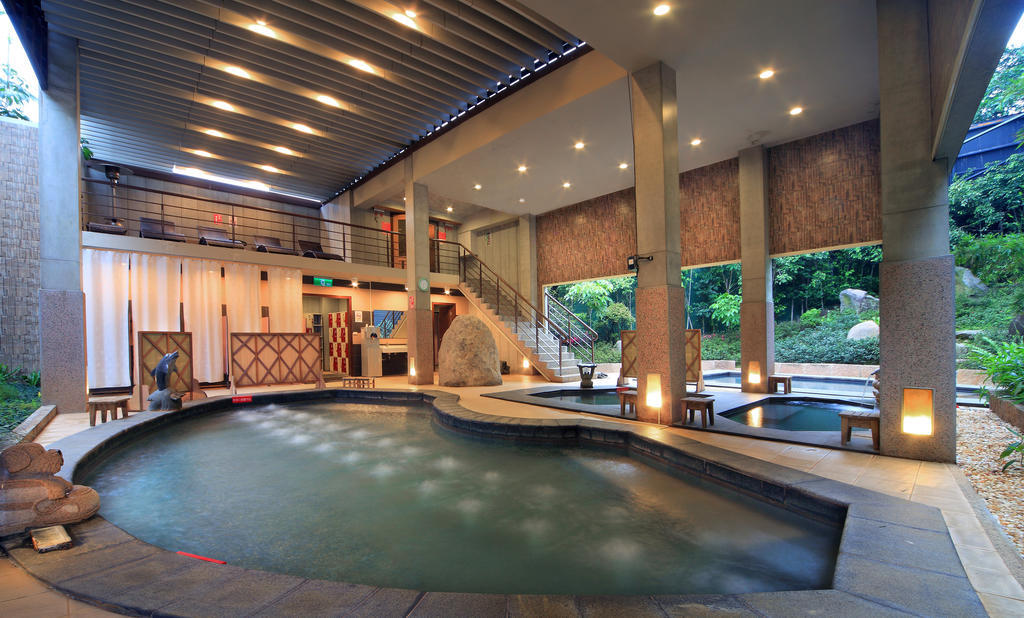 Jin Yong Quan Spa Hotspring Resort Wanli Exterior photo